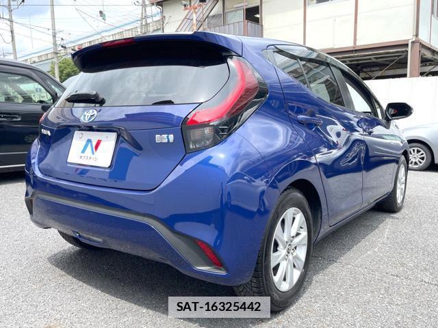 Toyota AQUA 2022-11 7798258-16