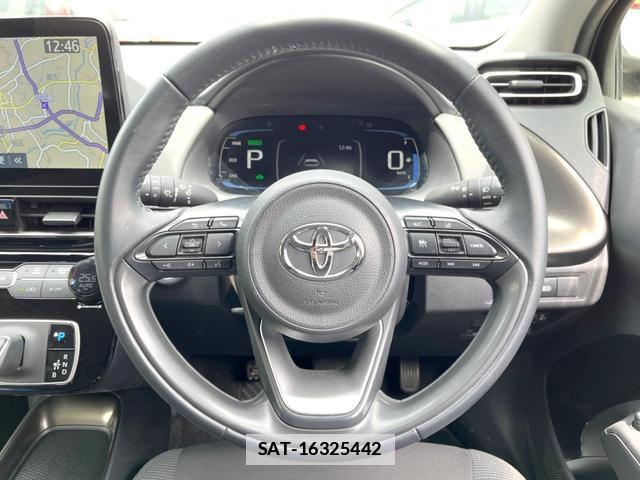 Toyota AQUA 2022-11 7798258-7