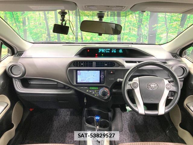 Toyota AQUA 2012-12 7799618-1
