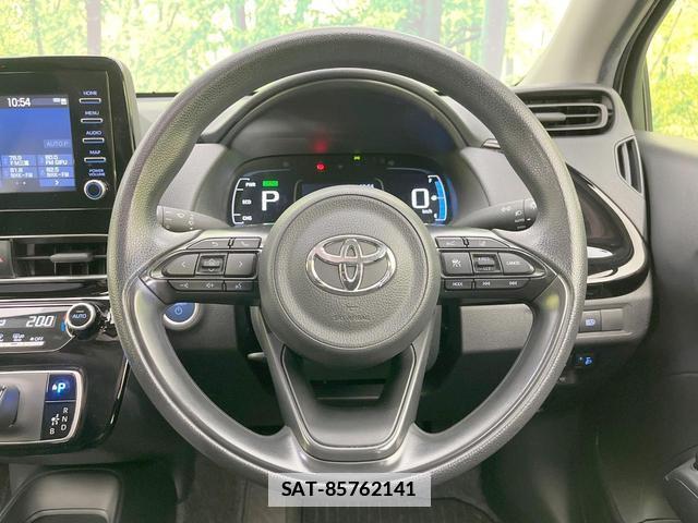 Toyota AQUA 2023-06 7800636-10
