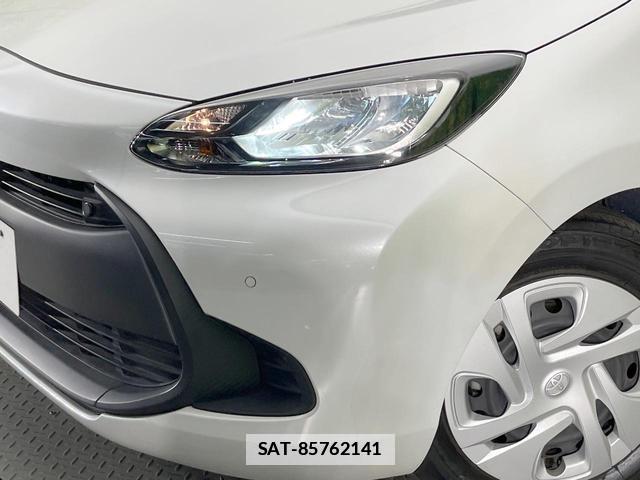 Toyota AQUA 2023-06 7800636-11