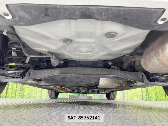 Toyota AQUA 2023-06 7800636-18