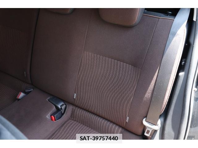 Toyota AQUA 2012-08 7800665-12
