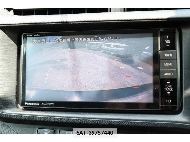 Toyota AQUA 2012-08 7800665-14
