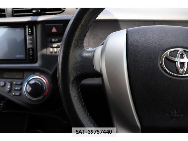 Toyota AQUA 2012-08 7800665-16