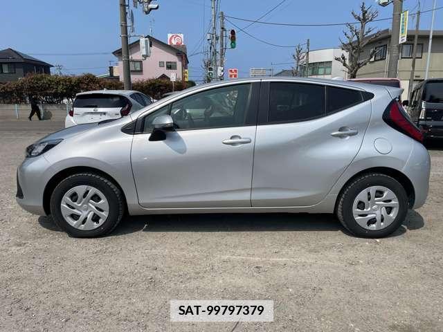 Toyota AQUA 2022-07 7800921-15
