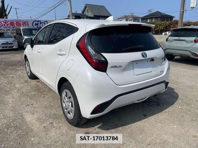 Toyota AQUA 2022-07 7800922-10