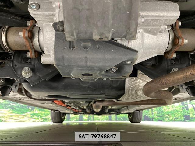 Toyota AQUA 2021-11 7801541-18