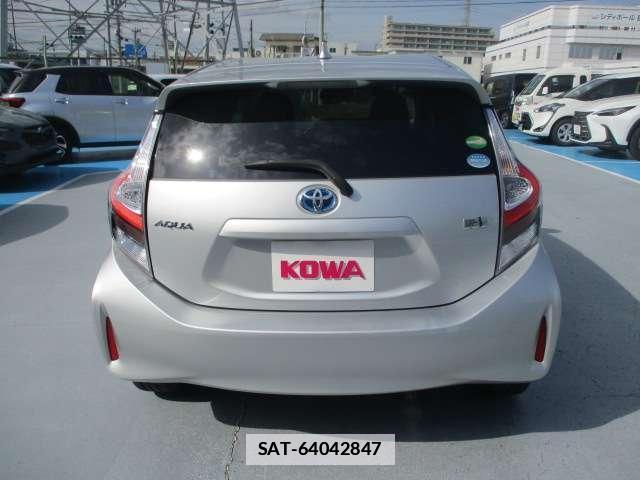 Toyota AQUA 2020-12 7802520-1