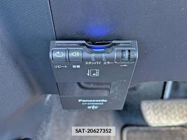 Toyota AQUA 2012-08 7803113-9