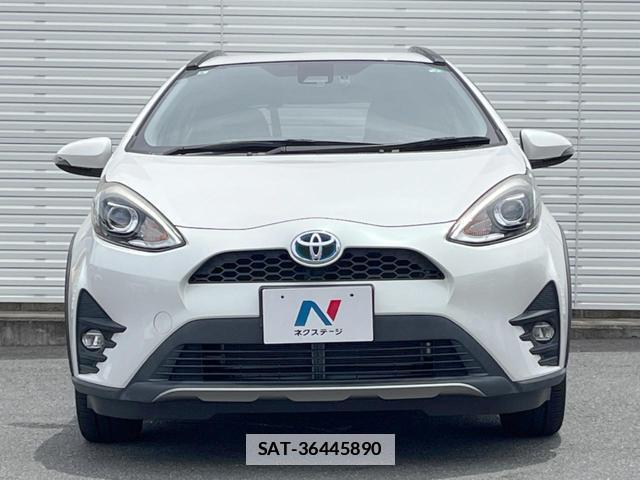 Toyota AQUA 2017-08 7803995-14