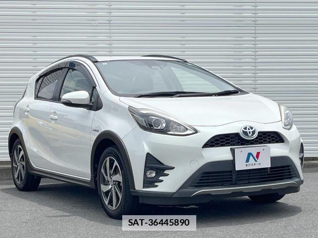 Toyota AQUA 2017-08 7803995-16