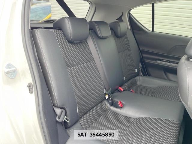 Toyota AQUA 2017-08 7803995-8