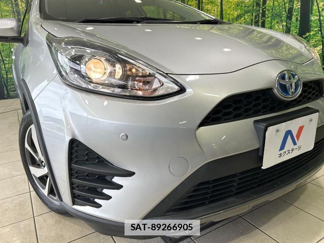 Toyota AQUA 2017-08 7804584-12