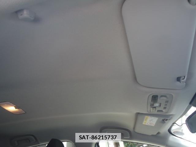 Toyota AQUA 2023-07 7804628-16