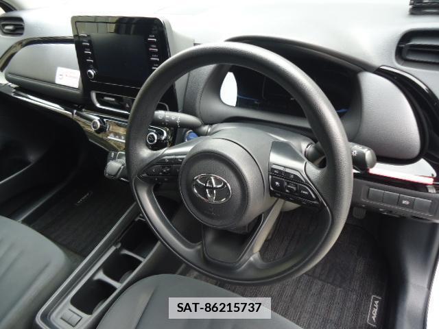 Toyota AQUA 2023-07 7804628-2