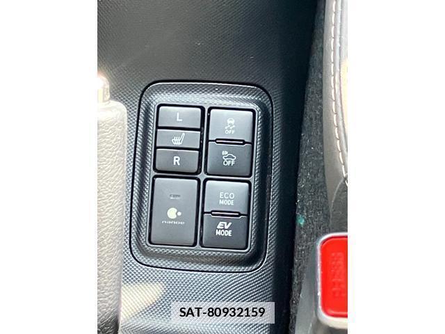 Toyota AQUA 2019-04 7805114-18