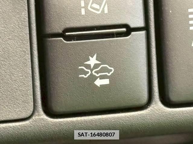 Toyota AQUA 2017-09 7805279-10