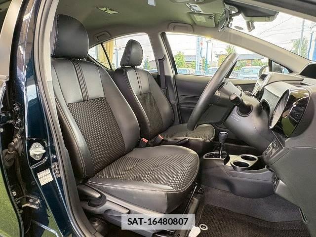 Toyota AQUA 2017-09 7805279-8