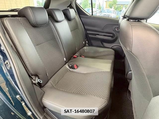 Toyota AQUA 2017-09 7805279-9