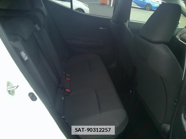 Toyota AQUA 2024-05 7806710-13