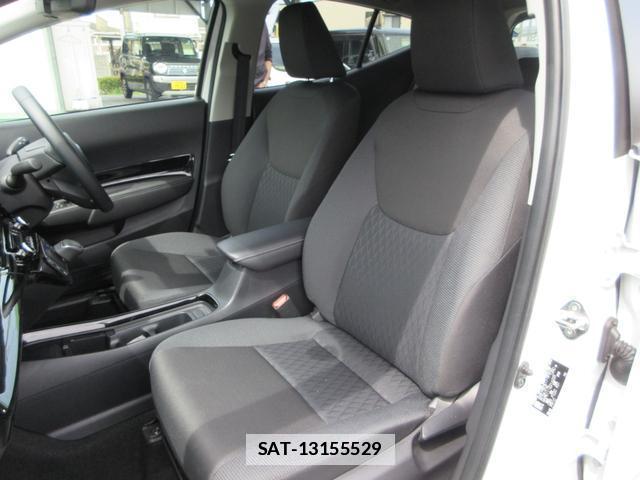 Toyota AQUA 2024-06 7806988-12
