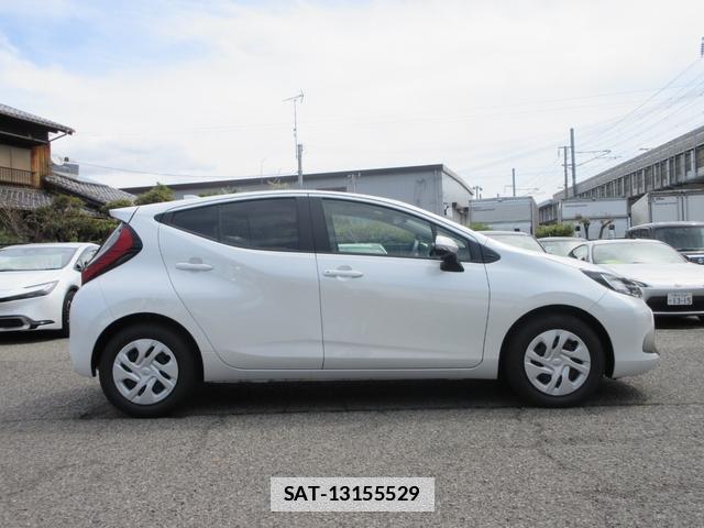 Toyota AQUA 2024-06 7806988-3