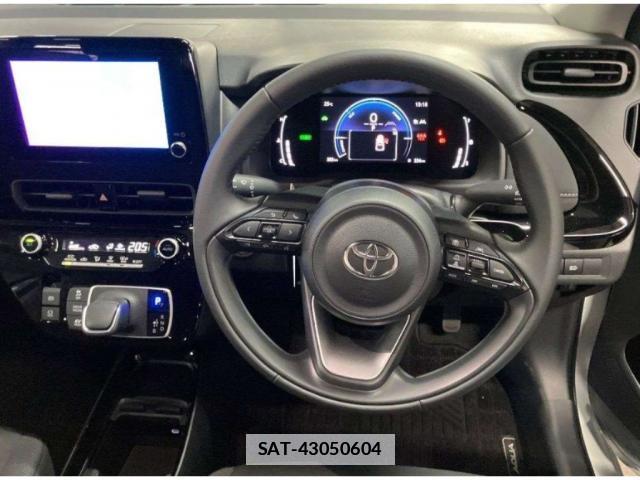Toyota AQUA 2026-03 7807903-2