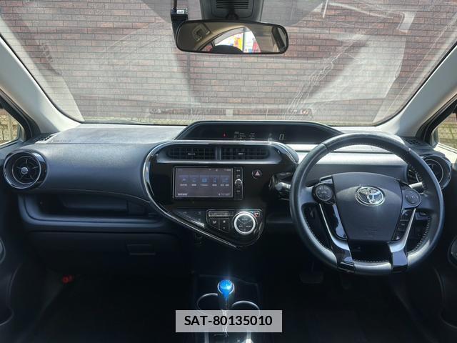 Toyota AQUA 2017-11 7809052-1