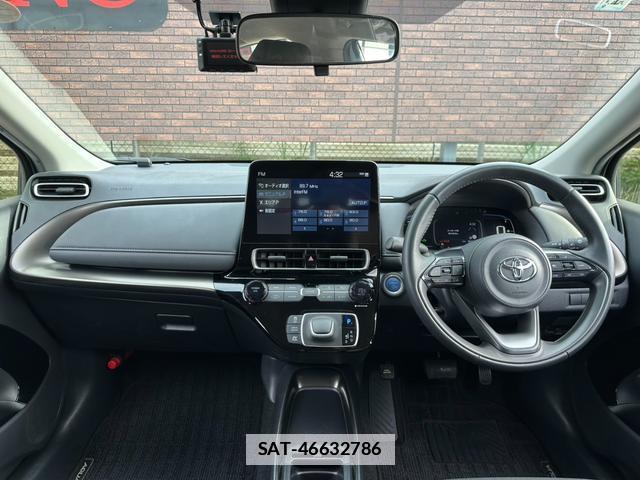 Toyota AQUA 2022-01 7809071-1