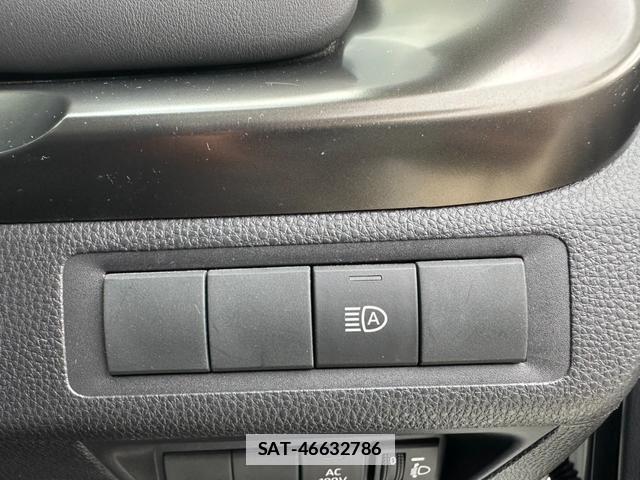Toyota AQUA 2022-01 7809071-10
