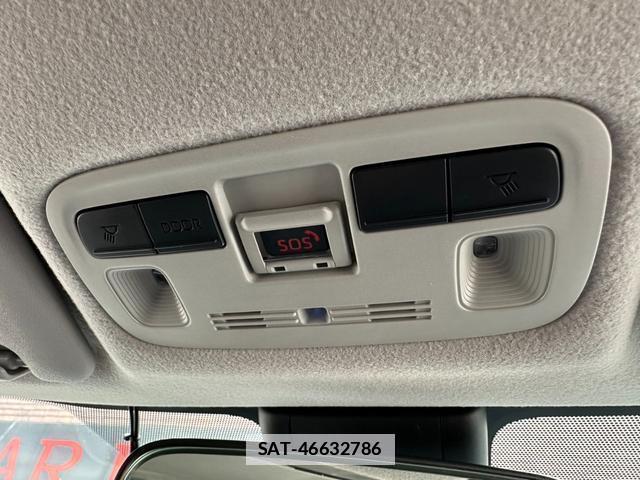 Toyota AQUA 2022-01 7809071-3