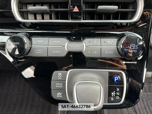 Toyota AQUA 2022-01 7809071-8