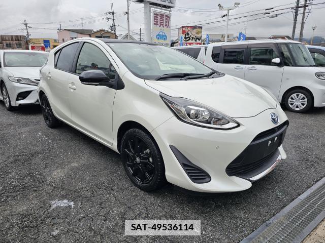 Toyota AQUA 2021-05 7809944-0