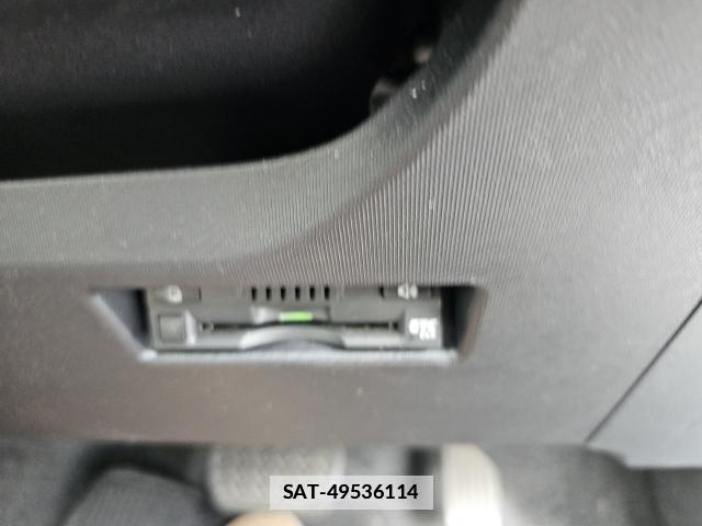 Toyota AQUA 2021-05 7809944-13