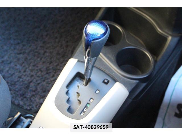 Toyota AQUA 2012-04 7810680-14