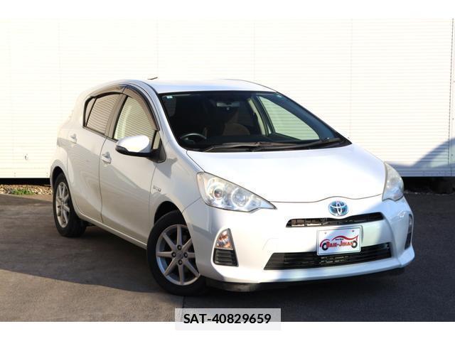 Toyota AQUA 2012-04 7810680-9