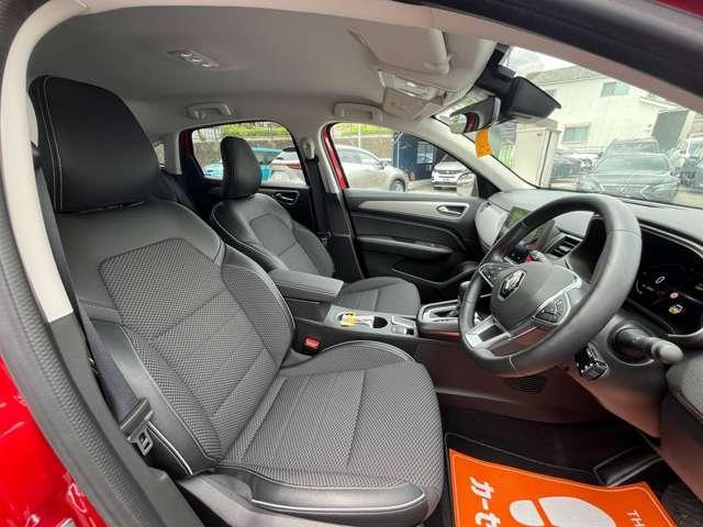 Renault Arkana 2025-03 7802614-1