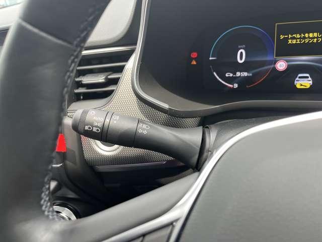 Renault Arkana 2025-03 7802614-13