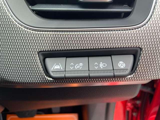 Renault Arkana 2025-03 7802614-6