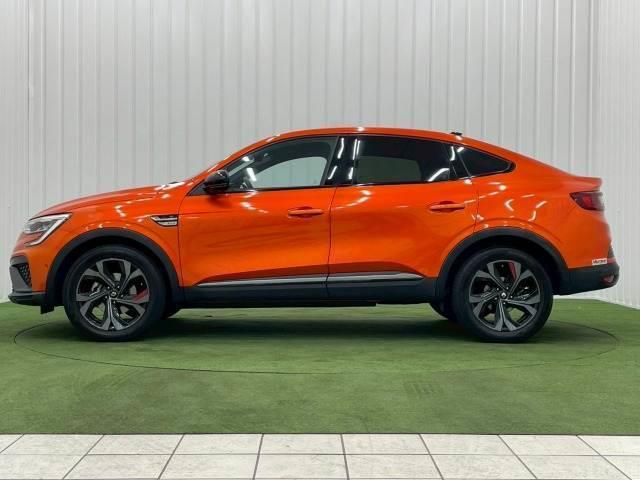 Renault Arkana 2022-09 7805287-13