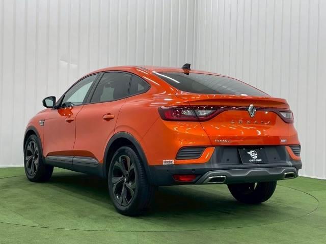 Renault Arkana 2022-09 7805287-16