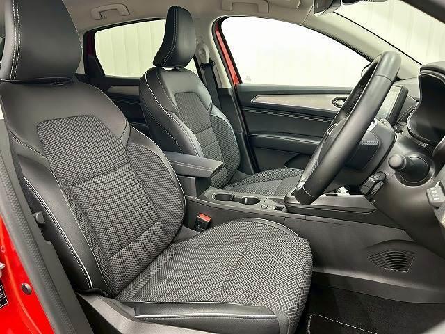 Renault Arkana 2024-09 7805289-8
