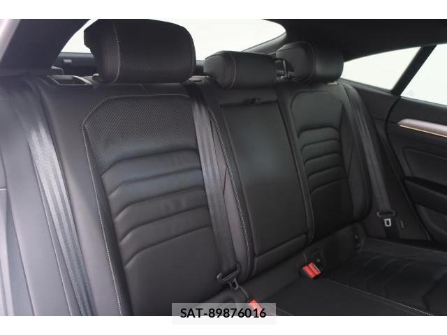 VolksWagen ARTEON 2017-12 7793173-11