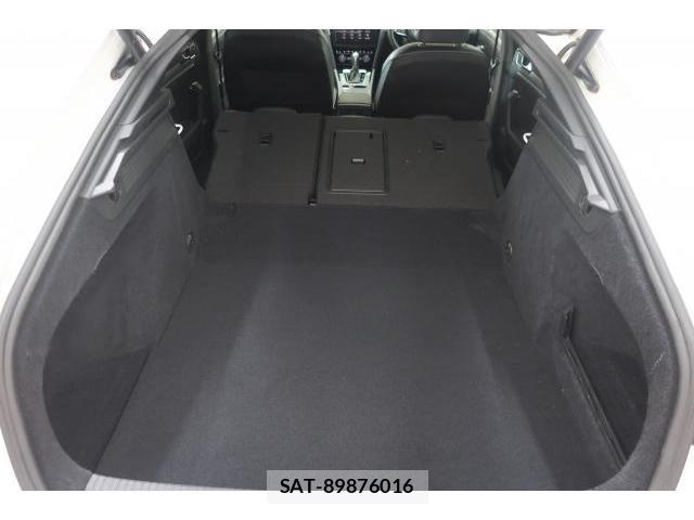 VolksWagen ARTEON 2017-12 7793173-13