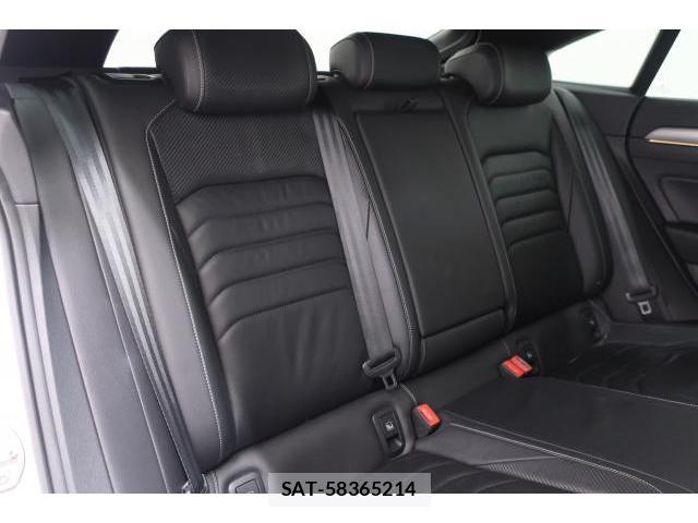 VolksWagen ARTEON 2017-11 7793188-11
