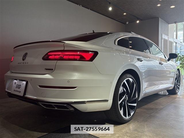 VolksWagen ARTEON 2021-07 7802176-2