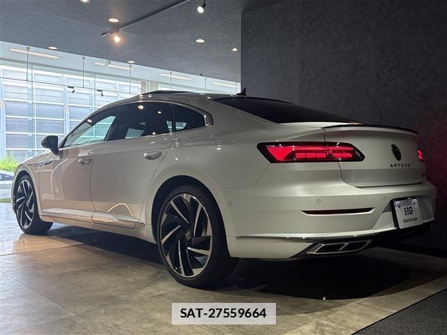 VolksWagen ARTEON 2021-07 7802176-4
