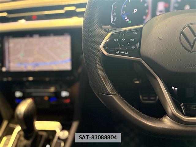 VolksWagen ARTEON 2021-07 7802177-15