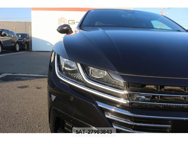 VolksWagen ARTEON 2018-03 7809468-1
